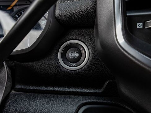 Used 2024 RAM 3500 Laramie w/ Night Edition image 21