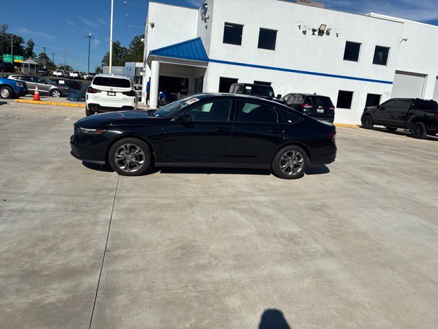 Used 2024 Honda Accord EX image 18
