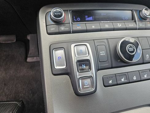 Used 2022 Hyundai Palisade Limited FWD image 24