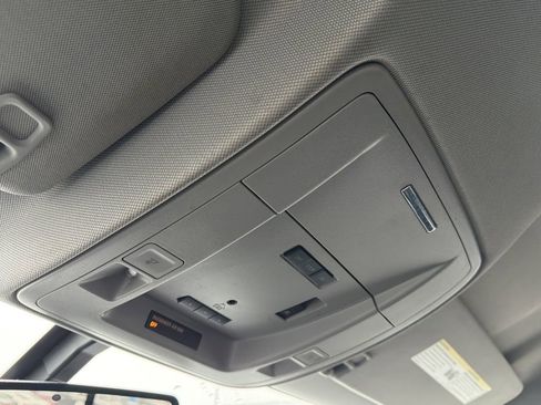 Used 2018 Chevrolet Silverado 1500 LTZ image 11