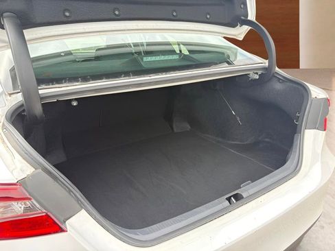 Used 2024 Toyota Camry LE image 18