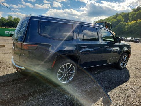 Used 2025 Jeep Wagoneer Series III w/ Premium Group I AWD/4WD image 5