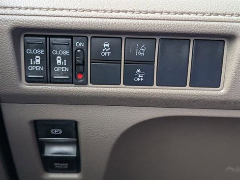 Used 2020 Honda Odyssey EX image 17