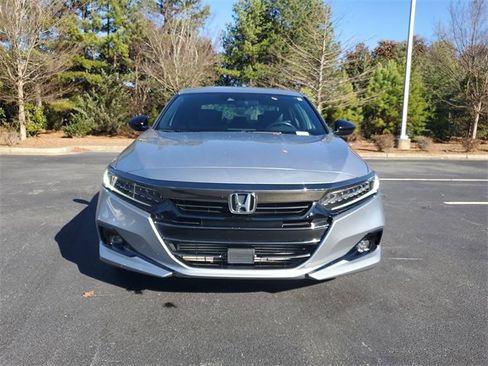 Used 2022 Honda Accord Sport image 2