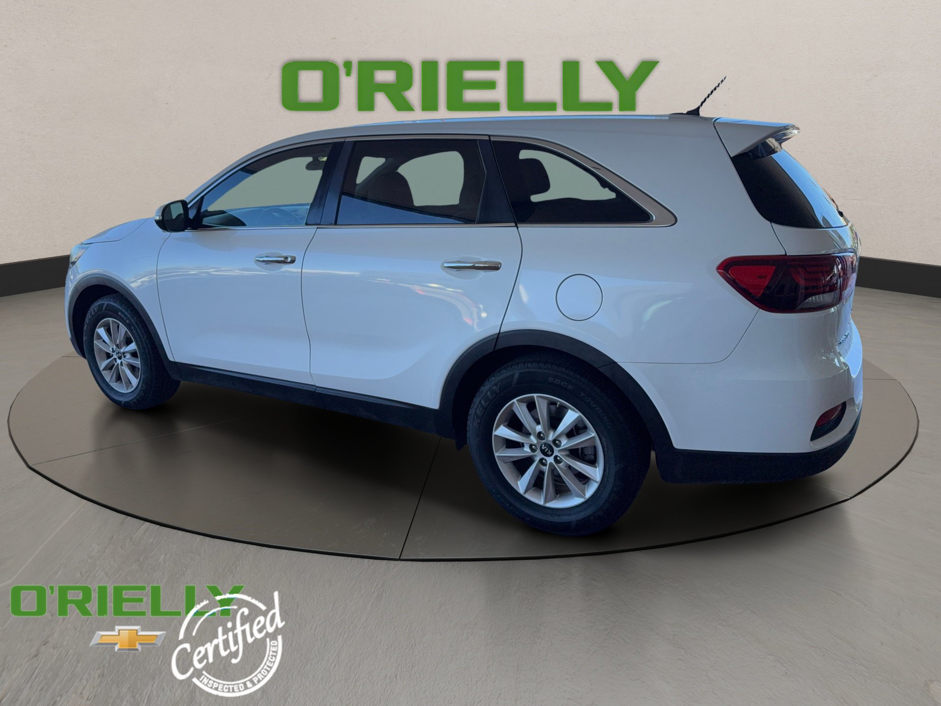 Used 2019 Kia Sorento FWD image 4