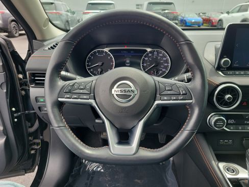 Certified 2021 Nissan Sentra SR w/ SR Premium Package FWD image 21