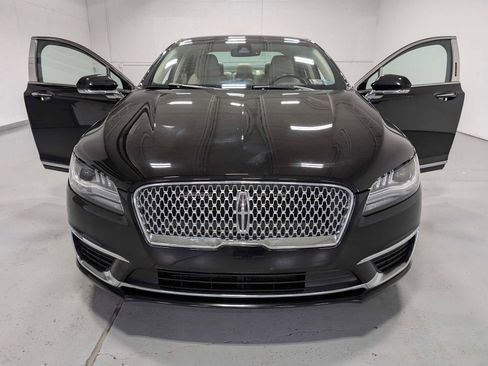 Used 2019 Lincoln MKZ Premiere image 15