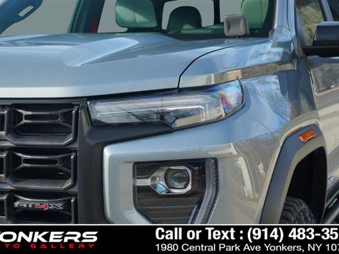 Used 2024 GMC Canyon AT4X image 26