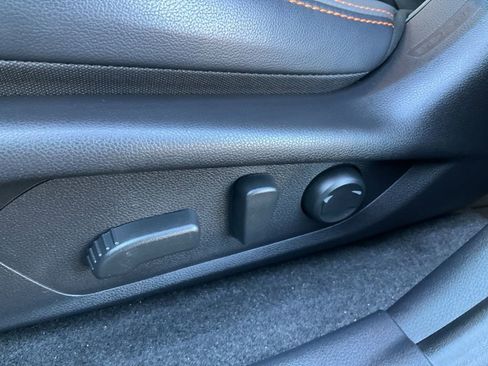 Used 2024 Subaru Crosstrek 2.5i Limited image 17