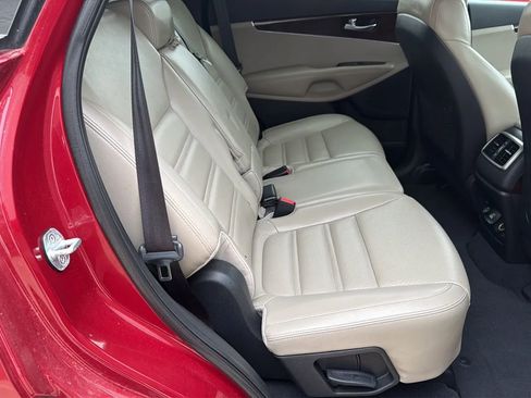 Used 2016 Kia Sorento EX w/ EX Premium Package FWD image 12