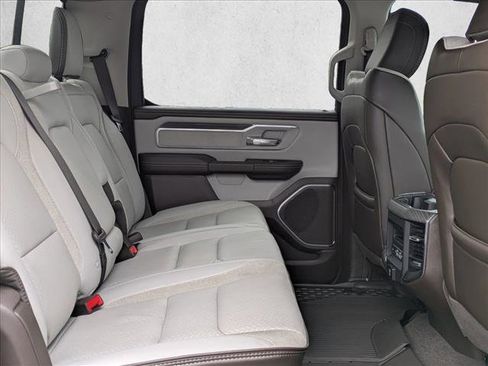 Used 2025 RAM 1500 Laramie AWD/4WD image 24