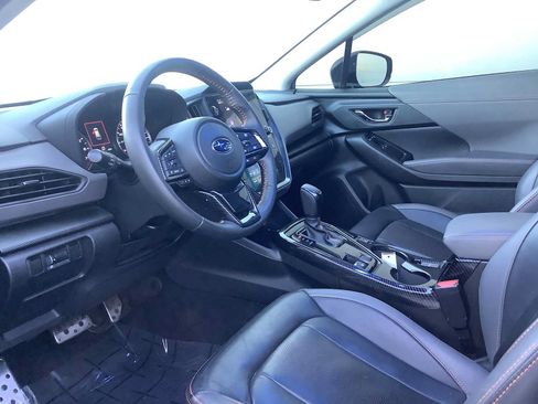 Used 2024 Subaru Crosstrek 2.5i Limited AWD/4WD image 3