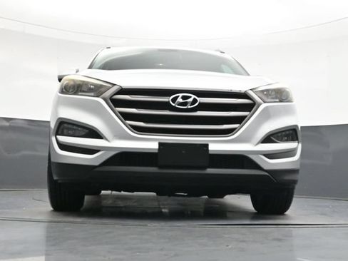 Used 2016 Hyundai Tucson SE w/ Option Group 02 AWD/4WD image 37