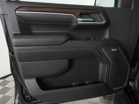 Used 2023 GMC Sierra 1500 SLT AWD/4WD image 14