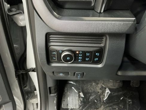 New 2026 Ford F250 Platinum image 22