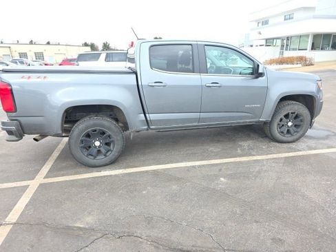 Used 2020 Chevrolet Colorado LT image 19