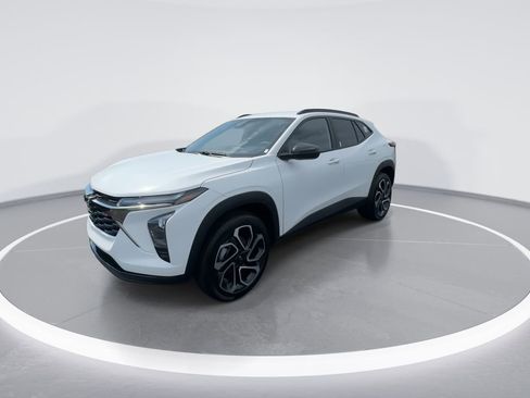 New 2026 Chevrolet Trax RS w/ Driver Confidence Package image 4