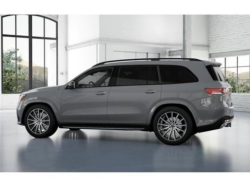 New 2026 Mercedes-Benz GLS 580 4MATIC image 32