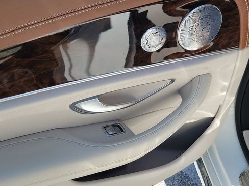 Used 2019 Mercedes-Benz E 300 4MATIC image 14