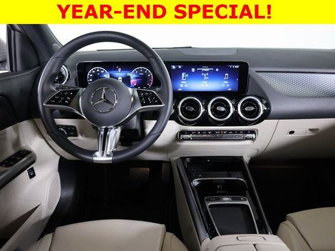 Certified 2025 Mercedes-Benz GLA 250 4MATIC image 41