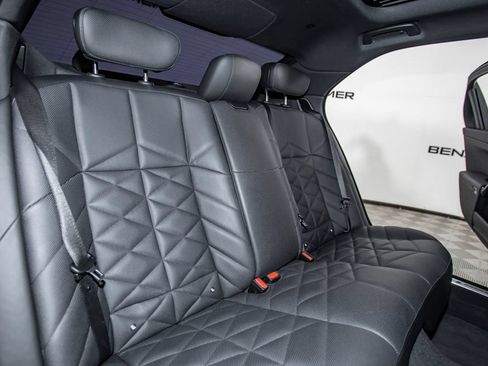 Used 2023 BMW 740i RWD image 15