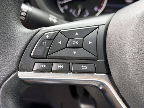 Used 2023 Nissan Sentra SV FWD image 20