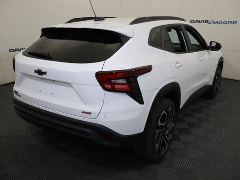 New 2026 Chevrolet Trax RS w/ Driver Confidence Package FWD image 12