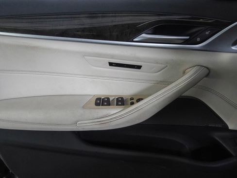 Certified 2023 BMW 540i w/ M Sport Package RWD image 31