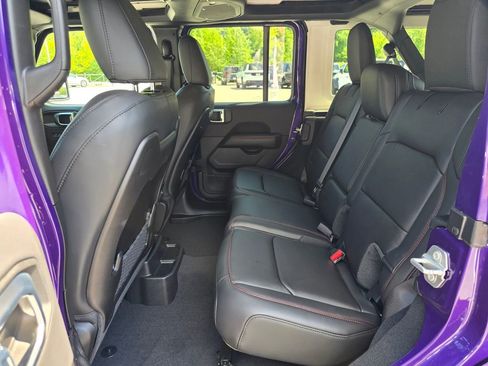 New 2026 Jeep Wrangler Unlimited Rubicon AWD/4WD image 10