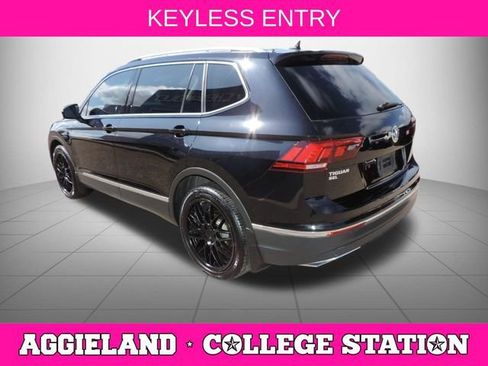 Used 2018 Volkswagen Tiguan SEL Premium FWD image 6