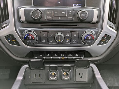 Used 2018 GMC Sierra 1500 SLT image 21