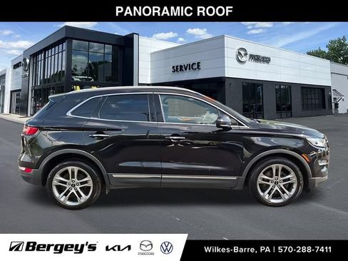Used 2019 Lincoln MKC Reserve w/ MKC Climate Package AWD/4WD image 6
