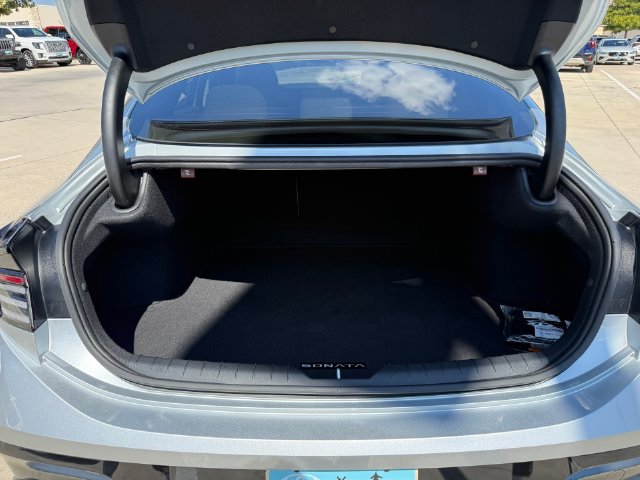 Used 2025 Hyundai Sonata SEL FWD image 29