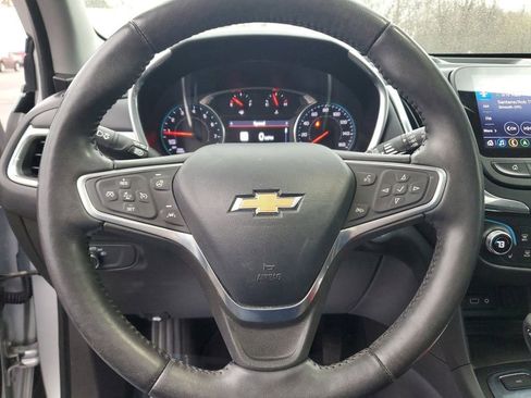 Used 2022 Chevrolet Equinox LT image 18