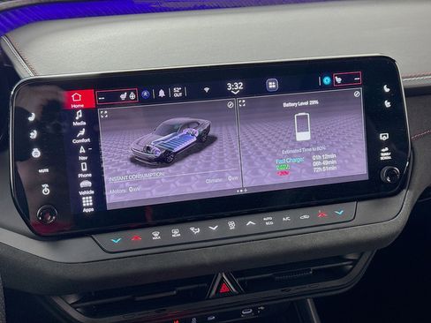 Used 2024 Dodge Charger Daytona Scat Pack w/ Plus Group image 18