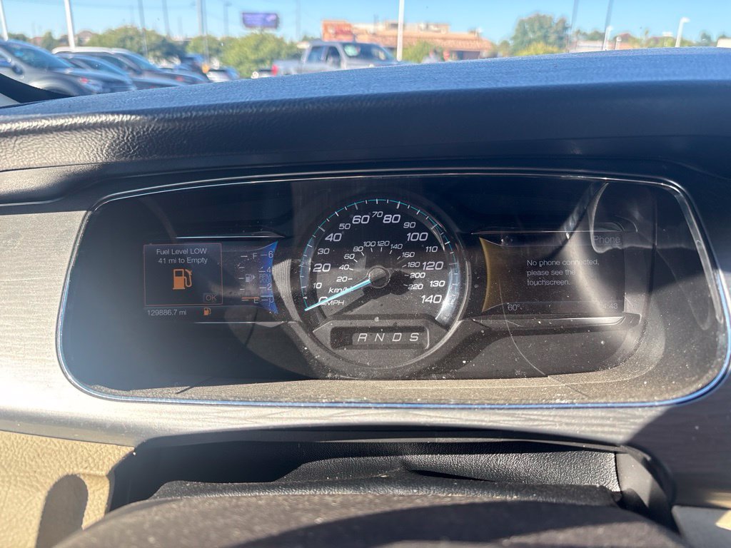 Used 2016 Ford Taurus SEL w/ Equipment Group 201A FWD image 17