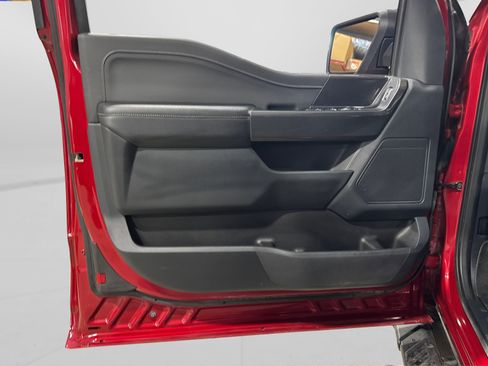 Used 2022 Ford F150 XLT w/ Equipment Group 302A High image 16