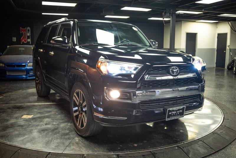 Used 2018 Toyota 4Runner Limited AWD/4WD image 5