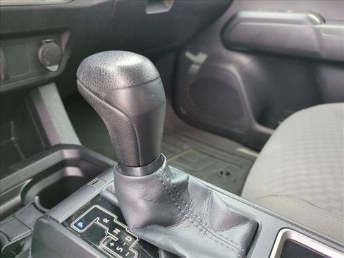 Used 2023 Toyota Tacoma SR AWD/4WD image 12