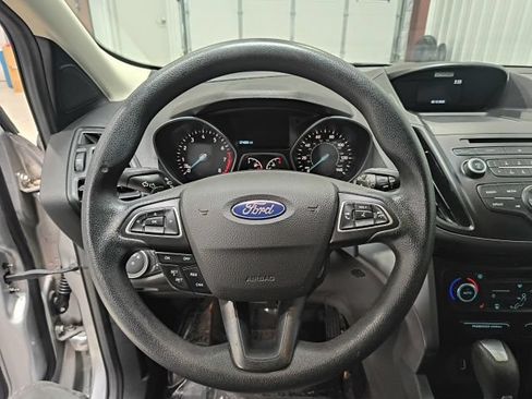 Used 2017 Ford Escape SE AWD/4WD image 23