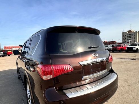 Used 2017 INFINITI QX80 4WD w/ Deluxe Technology Package image 10