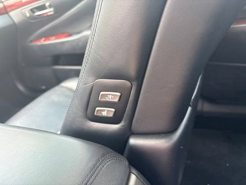 Used 2012 Lexus LS 460 AWD w/ Comfort Pkg image 23