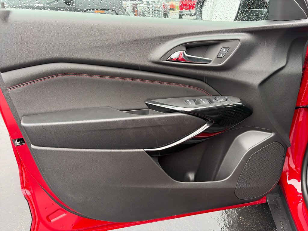 New 2026 Chevrolet Trax RS w/ Driver Confidence Package FWD image 16