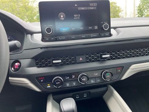 Used 2023 Honda Accord EX image 7