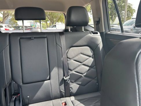New 2026 Volkswagen Atlas SE FWD image 14