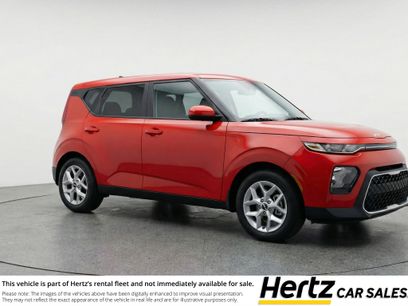 Used 2025 Kia Soul LX w/ LX Technology Package