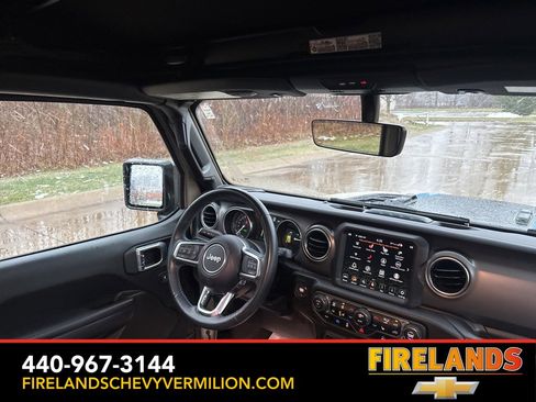 Used 2022 Jeep Wrangler Unlimited Rubicon 4xe w/ Cold Weather Group image 28