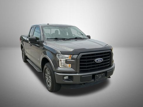 Used 2016 Ford F150 XLT w/ Equipment Group 302A Luxury AWD/4WD image 3