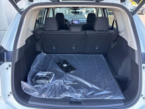 New 2026 Nissan Rogue SV FWD image 16