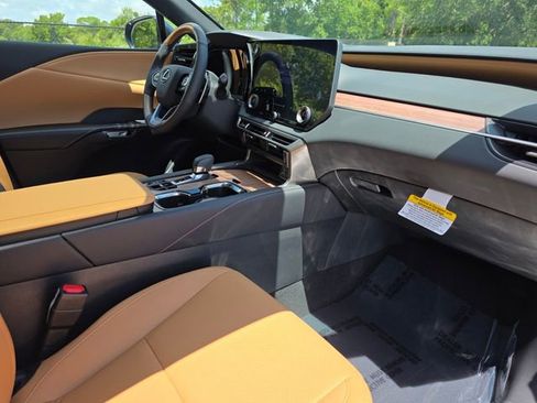 New 2026 Lexus RX 350h AWD/4WD image 9